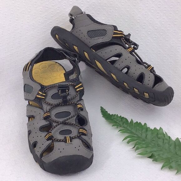 Khombu “Kyle” Gray Bungee Top Sandals - Picture 2 of 12